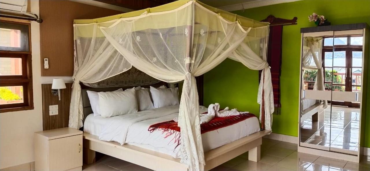 हॉलिडे पार्क Toba Village 3*