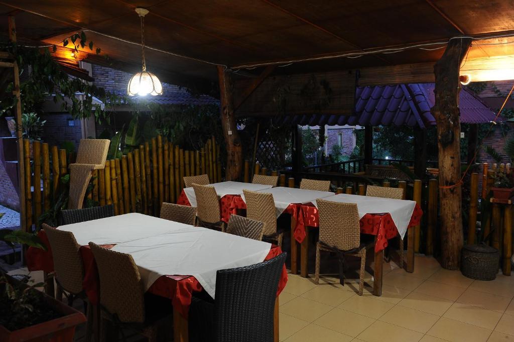 Toba Village 3* Tuk Tuk